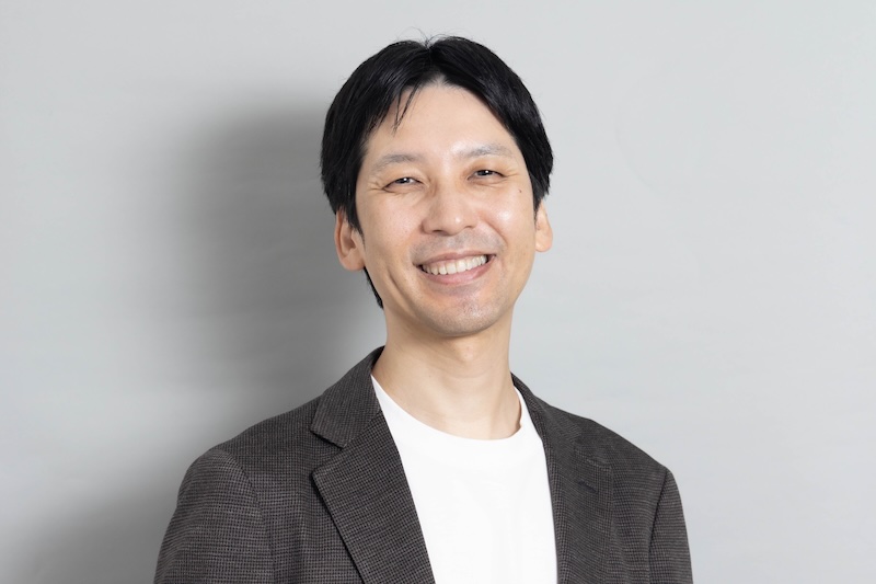 秋庭 信也